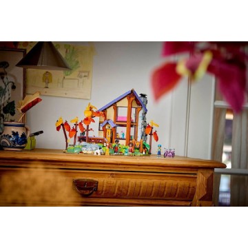LEGO Friends Cozy Fall Forest Cabin 1229τμχ