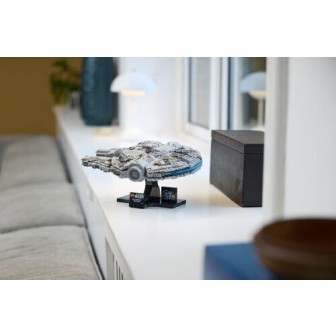 Lego Disney Millennium Falcon για 18+ Ετών 921τμχ