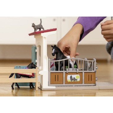 Schleich-S Παιχνίδι Μινιατούρα Horse Box with Mare and Foal για 5+ Ετών