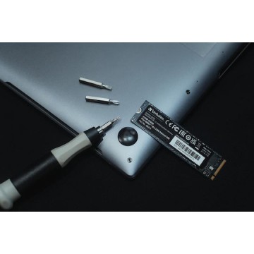 Verbatim Vi3000 PCle SSD 512GB M.2 NVMe PCI Express 3.0