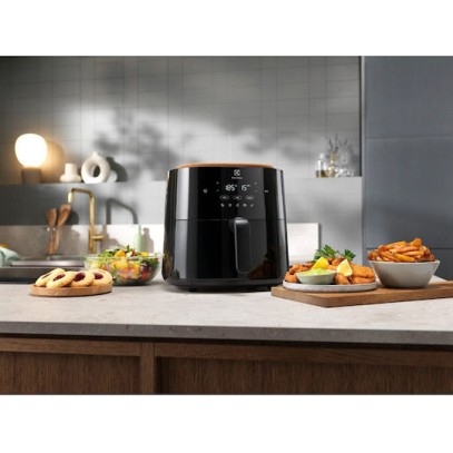 Electrolux Air Fryer 5lt Μαύρο EAF5B