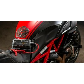 Noco GB20 Boost Sport Φορητός Εκκινητής Μπαταρίας Αυτοκινήτου 500A με Φακό / Power Bank / USB 12V