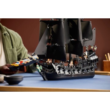 LEGO Icons Captain Jack Sparrow's Pirate Ship για 18+ Ετών 2862τμχ