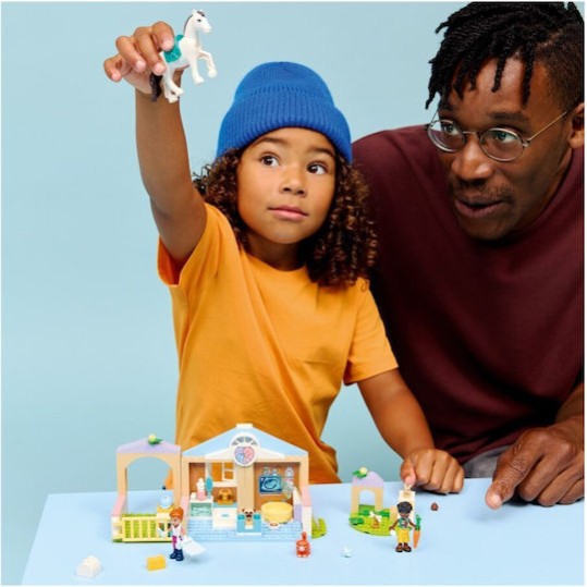LEGO Friends Animal Vet Clinic για 4+ Ετών 141τμχ