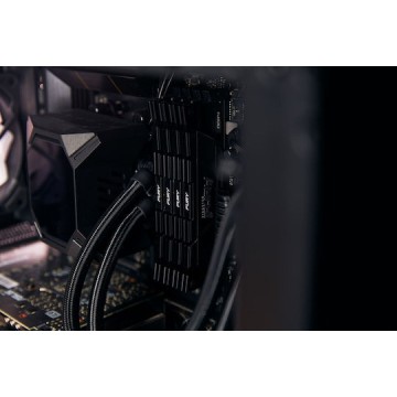 Kingston Fury Renegade DDR4 16GB RAM με 2x8GB Modules και Ταχύτητα 4266 για Desktop