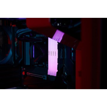 Kingston Fury Renegade Rgb DDR4 με Module 1x16GB και Ταχύτητα 3200 για Desktop