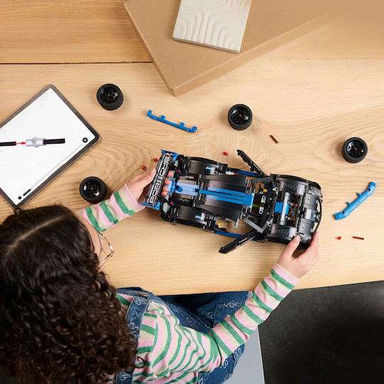 Lego Technic Porsche GT4 e-Performance Race Car για 8+ Ετών 834τμχ