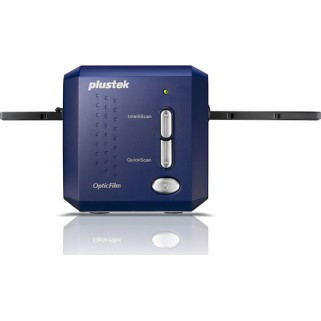 Plustek OpticFilm 8100 Film Scanner