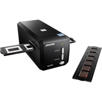 Plustek OpticFilm 8200i SE Film Scanner