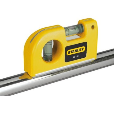 Stanley 0-42-130 Πλαστικό Αλφάδι Μαγνητικό 8εκ. με 2 Μάτια
